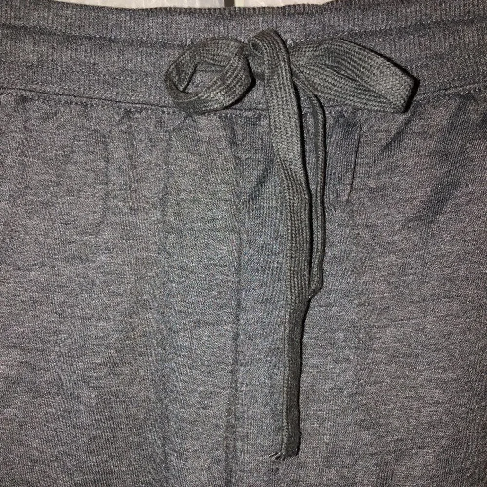 Anthropologie Splendid S Lively Leopard Gray PJ Lounge Crewneck & Jogger Set